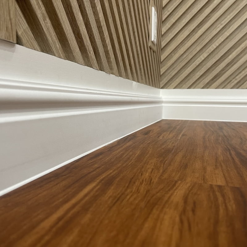 Nroro - Baseboard 3-15/16" x 5/8" x 94-3/4" - Colonial - PVC Nroro - Baseboard 3-15/16" x 5/8" x 94-3/4" - Colonial - PVC
